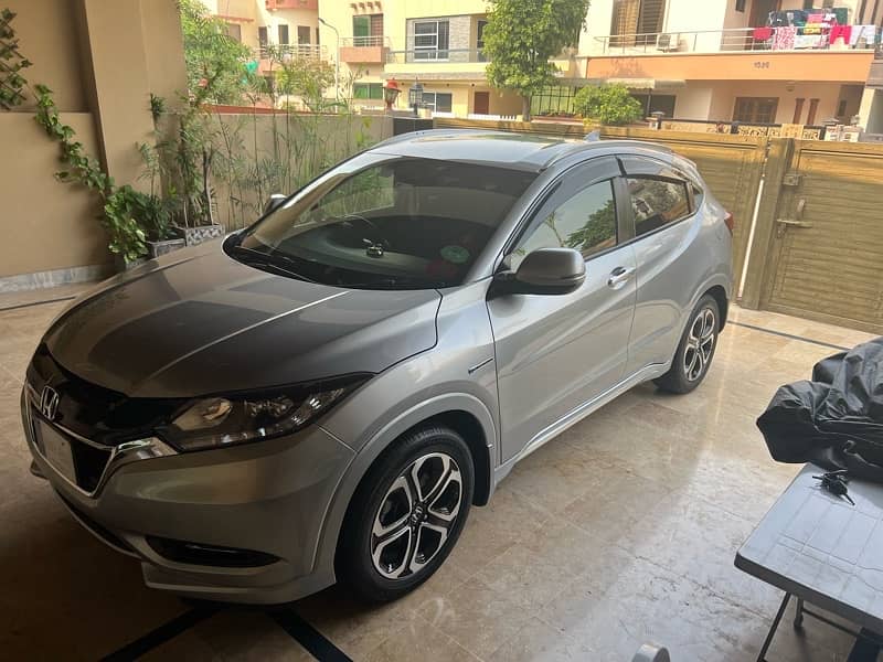 Honda Vezel 2016/Import 2022, 4.5 grade 8