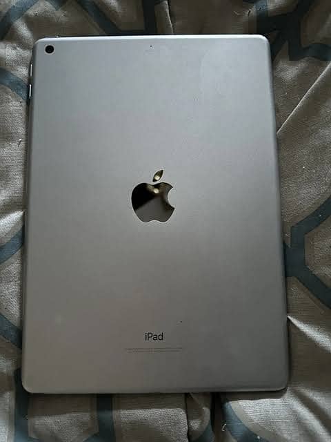 iPad 5 / PubG 32 GB 5th Generation 0