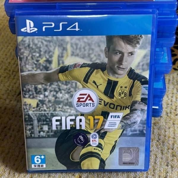 Ps4 games available Gta 5, Fifa 17 4