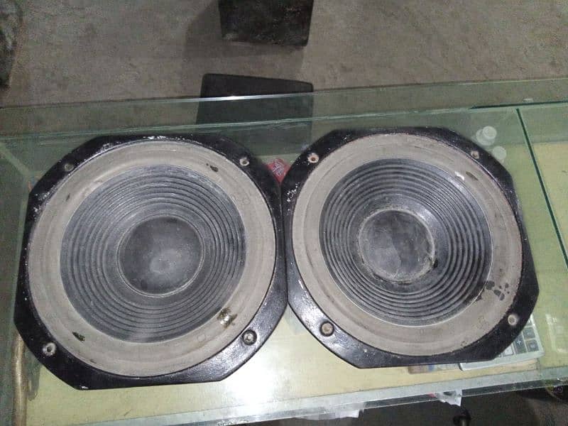 Different Speakers 6 to 12 inches 2