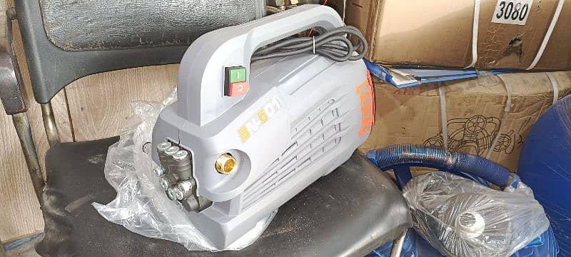 High Pressure Washer 4