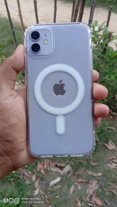 iPhone 11 factory unlock (non pta )