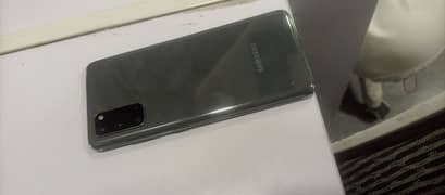 Samsung s20 with 3 different cover 0