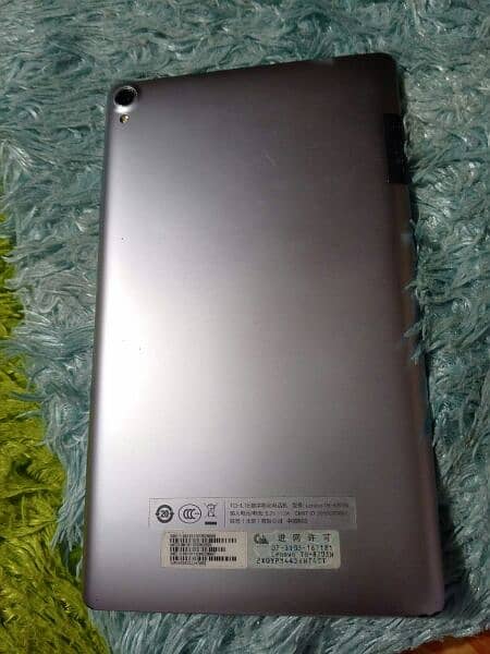 Lenovo Tablet with cover urgent sale 2