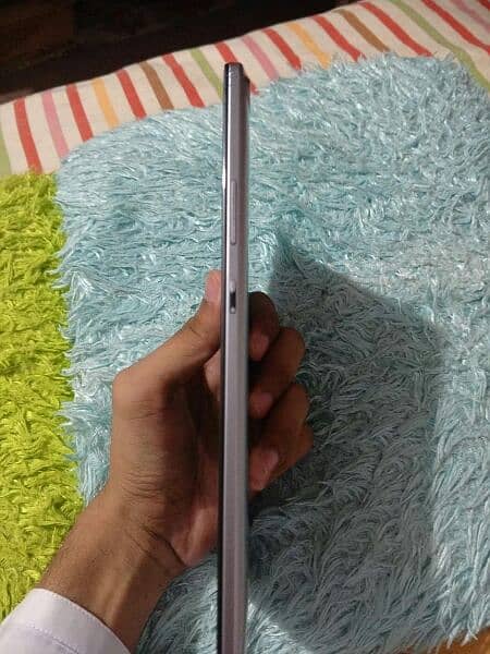 Lenovo Tablet with cover urgent sale 7