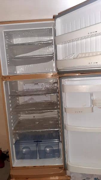 Fridge Orient for sale good and neat clean 1