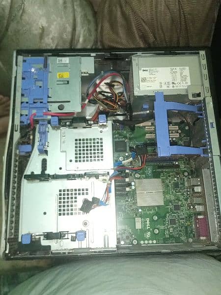 Dell T 3500 gaming PC equality to i7 7