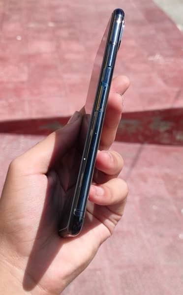 APLLE I PHONE XS MAX PTA 1