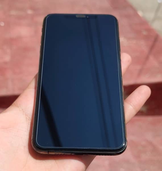 APLLE I PHONE XS MAX PTA 4