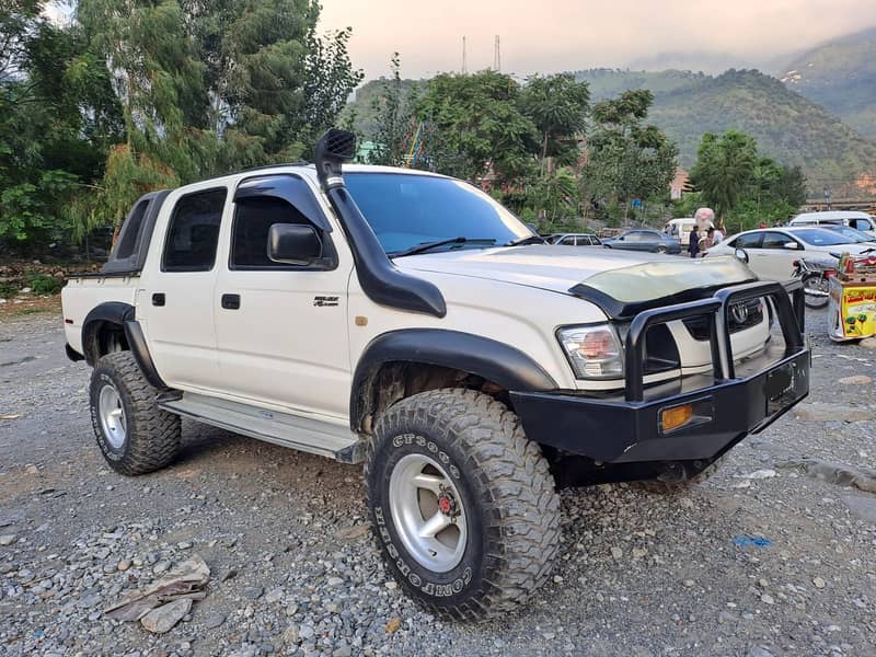 Toyota Hilux 2004 6