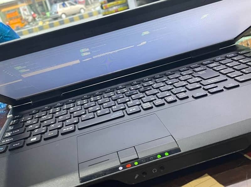 NEC laptop i3 3