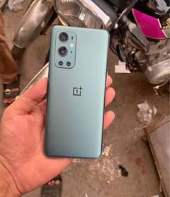 One plus 9pro 8gb 256gb new set with box