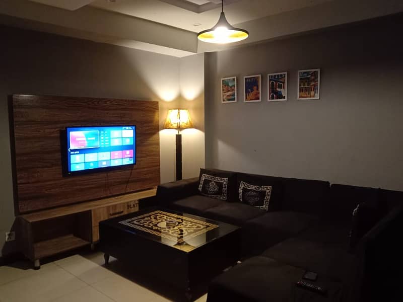 One bedroom VIP apartment for rent on daily basis in bahria town 1