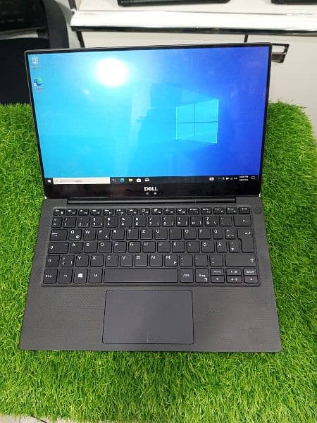 Dell Xps 9370 i5 8th Gen 8GB RAM , 256GB SSD ! 1