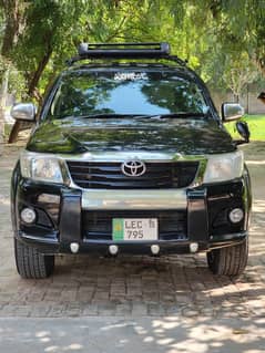 *Toyota Hilux Vigo Champ GX 2015 0