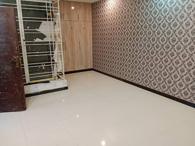 "BEAUTIFUL 5 MARLA DOUBLE STORY BRAND NEW HOUSE FOR RENT IN MOOSA VILLAS, ADYALA ROAD" 7