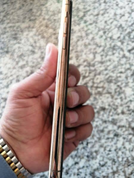 iphone 11 Pro max 256 physical dual approved 4