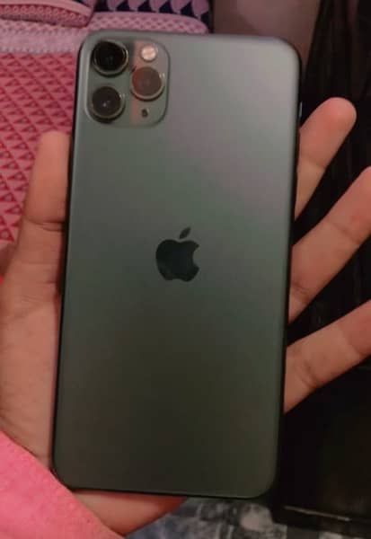 iPhone 11 Pro Max 256 GB Non PTA 3