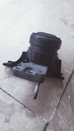 Vitz engine mount 2013