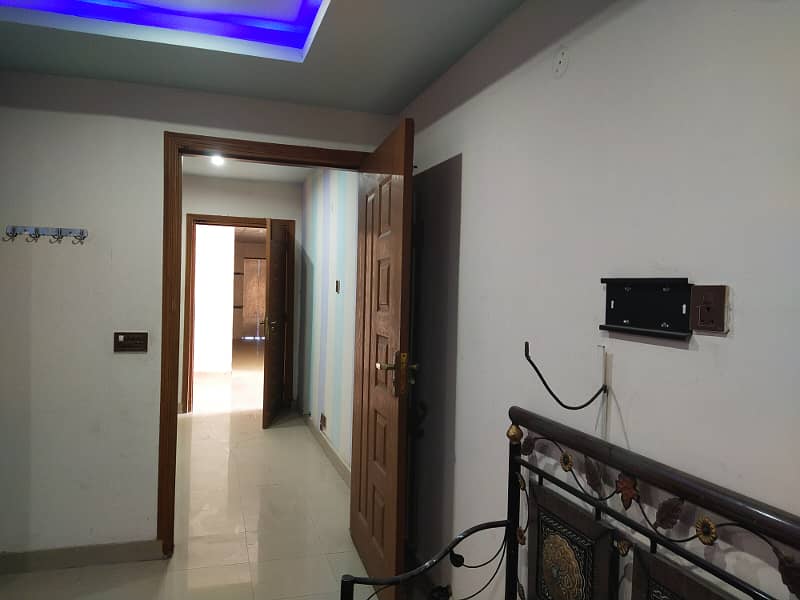 1 Bed Room Flat Available For Rent 4th F 5