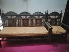 Sofa set 5 seater available