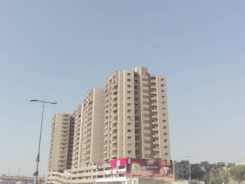 Flat Of 2400 Square Feet Is Available For Sale In North Nazimabad - Block B 10