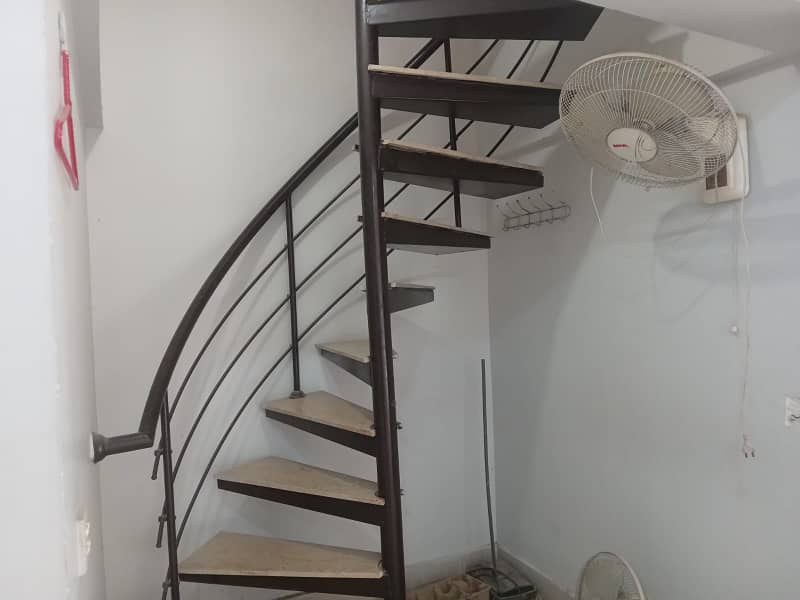 Flat Of 2400 Square Feet Is Available For Sale In North Nazimabad - Block B 14