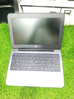 HP Streambook 11 4GB RAM 64GB Storage Windows 10 !