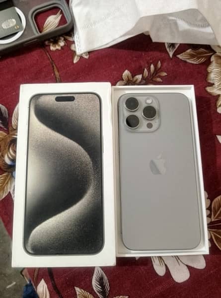 i phone 15 pro max natural titanium (jv) LLA like brand new 0