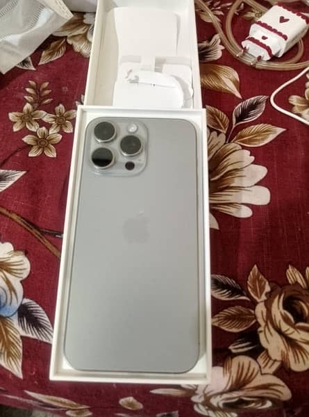 i phone 15 pro max natural titanium (jv) LLA like brand new 2