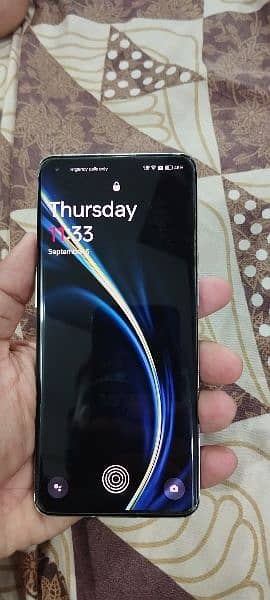 One plus 9 pro 12/256 Sim lock 1