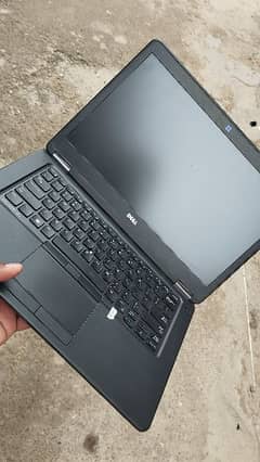 Laptop for Sale Dell Latitude E7450 Core i7 5th gen