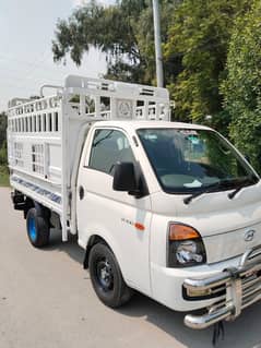 Hundai Porter H-100 White model 2024