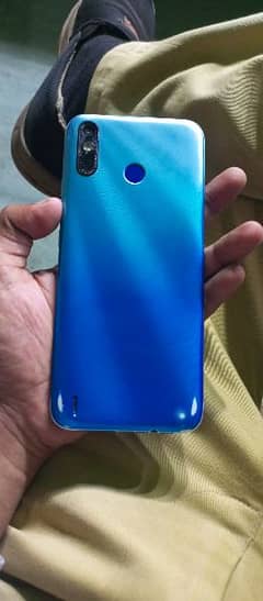 Tecno spark 4 lite