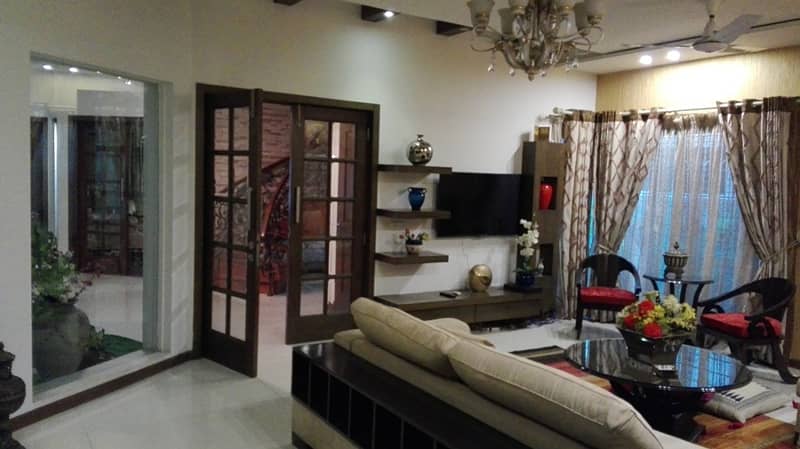 1Kanal G Block Owner Build Solid Beautiful House For Sale DHA Phase 5 3