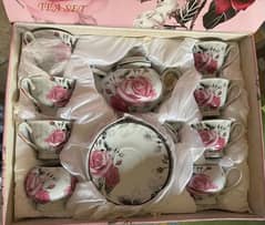 17 Piece Tea Set