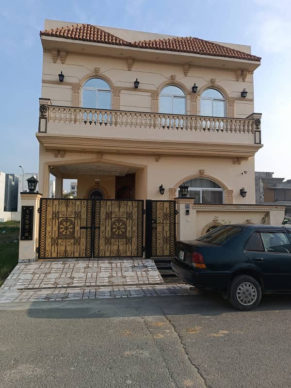 Fully Furnished 5 Marla House for Rent in Phase 9 Town, DHA Lahore 0