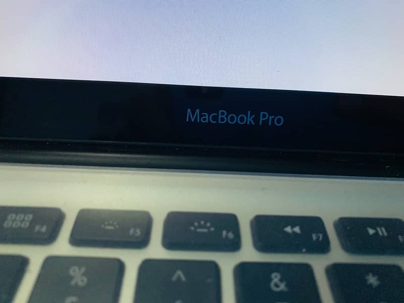 laptop macbook pro 2011 model 5