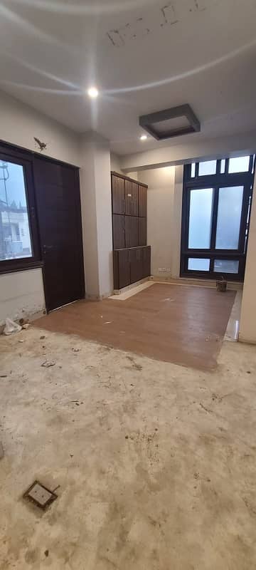 OFFICE FOR RENT 5