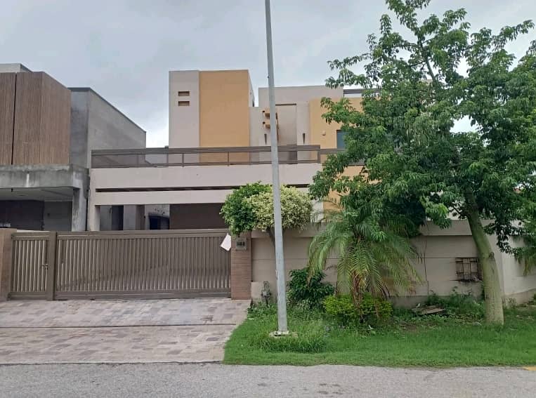 Highly-Desirable 1 Kanal House Available In DHA Phase 6 2