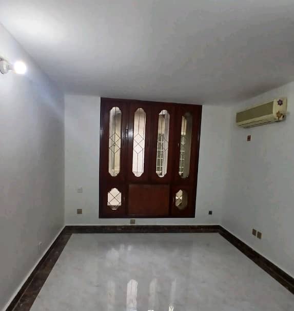 Ideal House For rent In DHA Phase 3 - Block Z 2