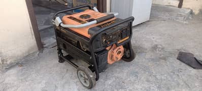 generator daewoo 3.0 kw lush condition