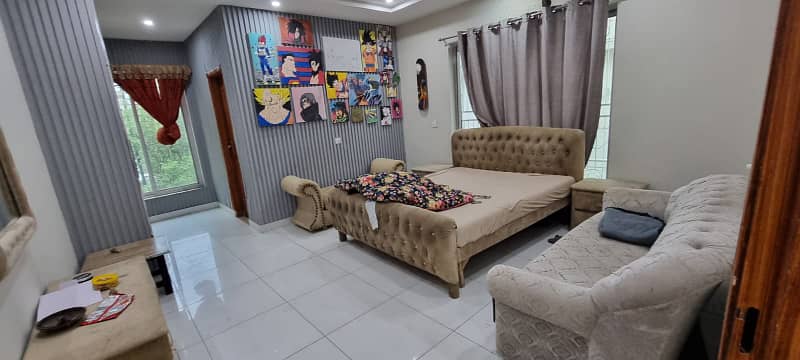 10 Marla Brand Like New full House For Rent Bahria Town Lahore 7