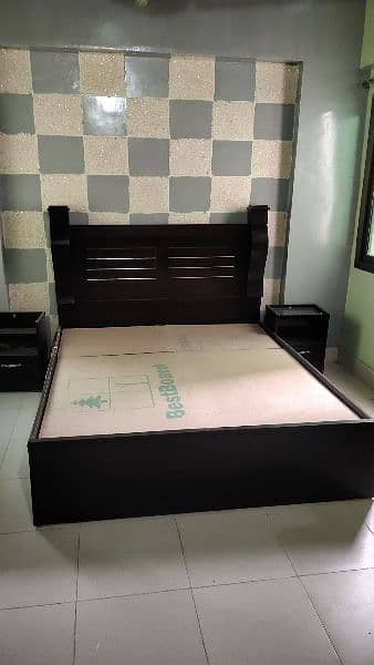 Bed with 2 side tables , board and dressing without mattres 2