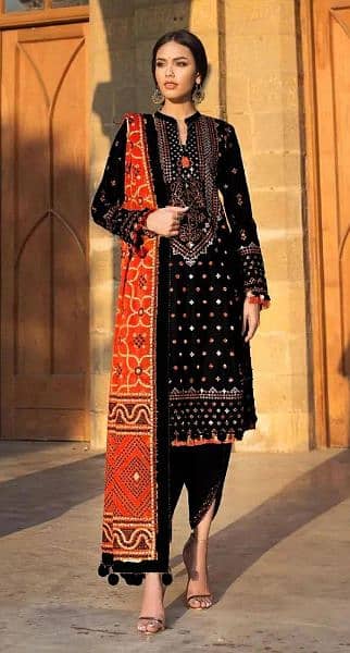 3 Pcs Women's Unstitched Lawn Printed Suit 3