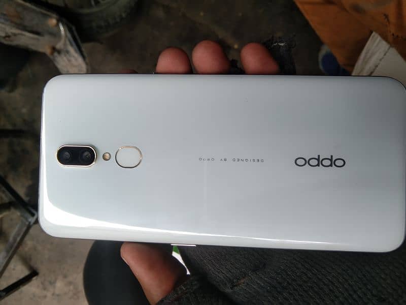 oppo f11 3