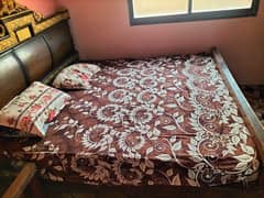 Antique-Style King Size Wooden Bed for Sale