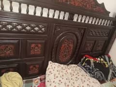 bed set with dressing table