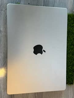 Macbook Pro 2021 32/512 14inch