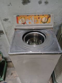 Dryer machine